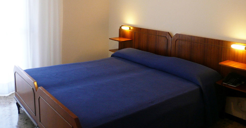 Tabiano Terme Albergo Ariston מראה חיצוני תמונה
